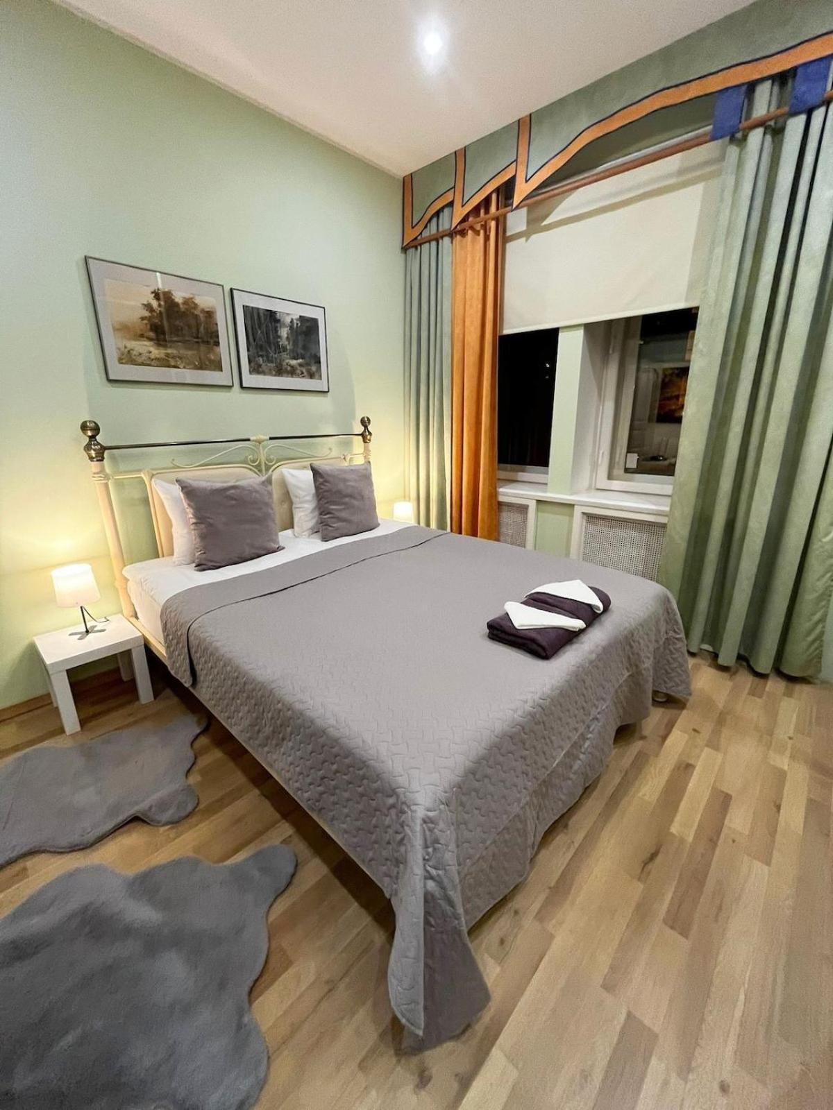 Apartment Elegant 5 Bedr With Sauna In The Centre, Near Viru And Old Town, With Private Parking